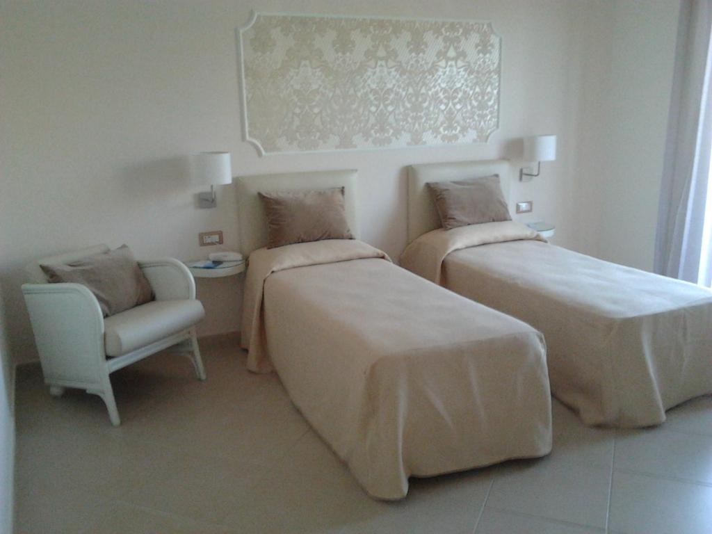 Mini Hotel - Angolo Di Paradiso - Pozzuoli Habitación foto